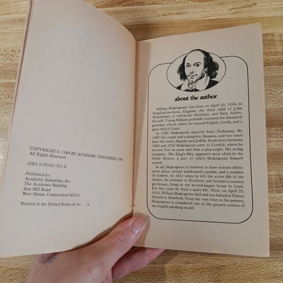 Hamlet William Shakespeare 1984 B&W Pocket Classics Comic Paperback Vintage 80s - Picture 4 of 6